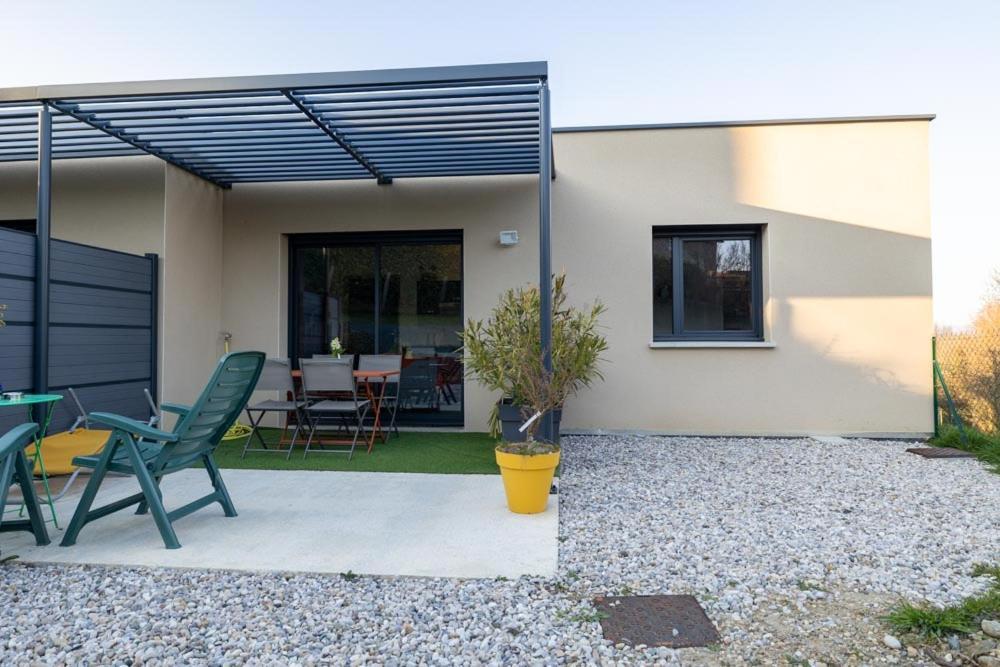 L'Escapade Dauphinoise, Gite 2 Chambres Avec Terrasse Et Clim Beaucroissant Exterior foto